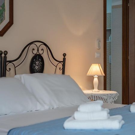 Lu Caffa By Typney Bed & Breakfast Vernole Bagian luar foto