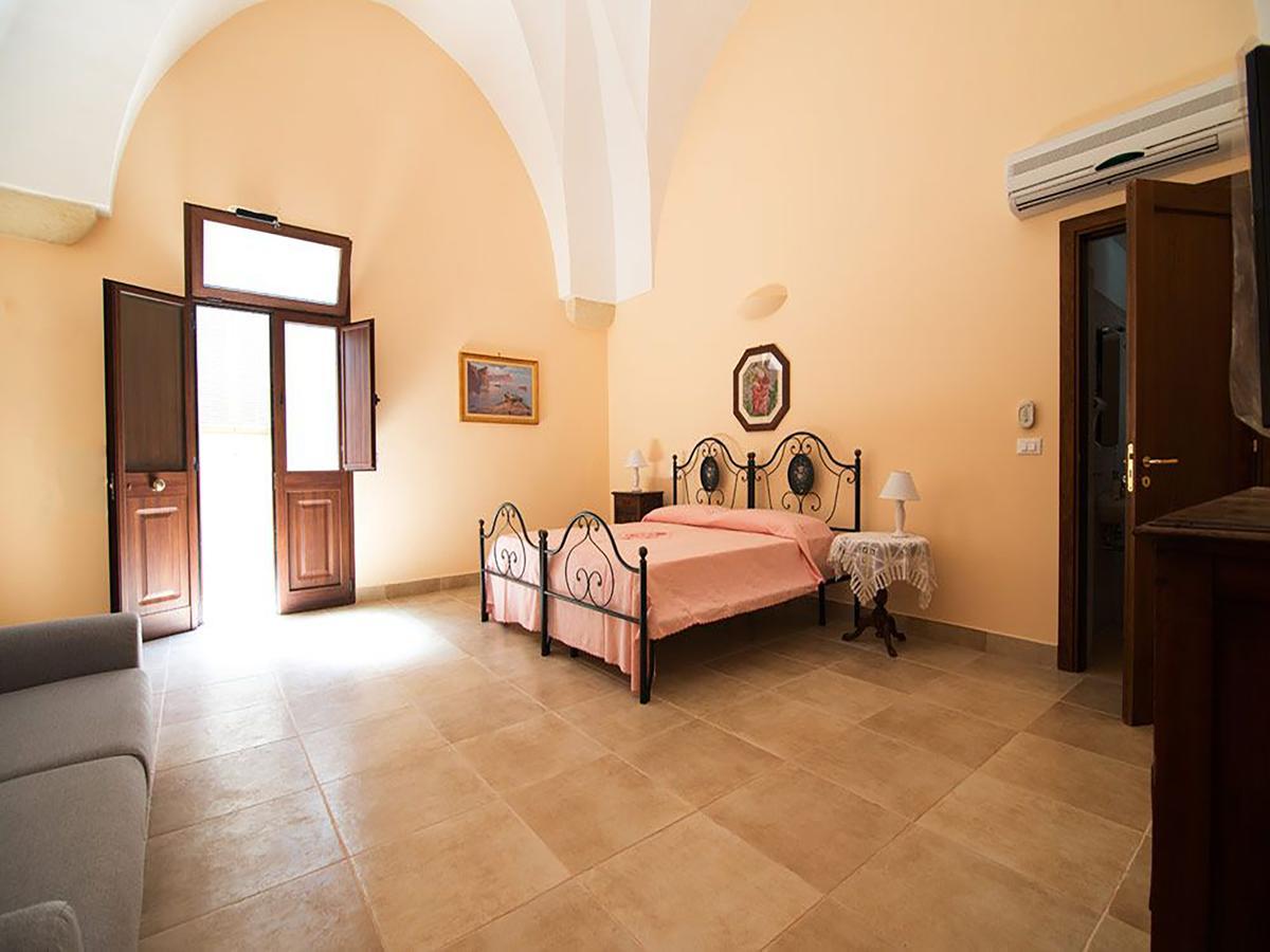 Lu Caffa By Typney Bed & Breakfast Vernole Bagian luar foto